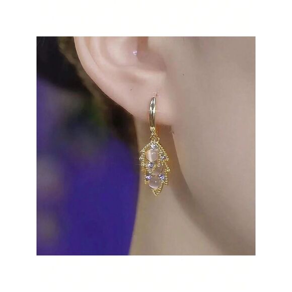 Gold Crystal Leaf Drop Earrings Simlted Topaz Pendant Dangle Gemstone Charm New - Picture 4 of 7